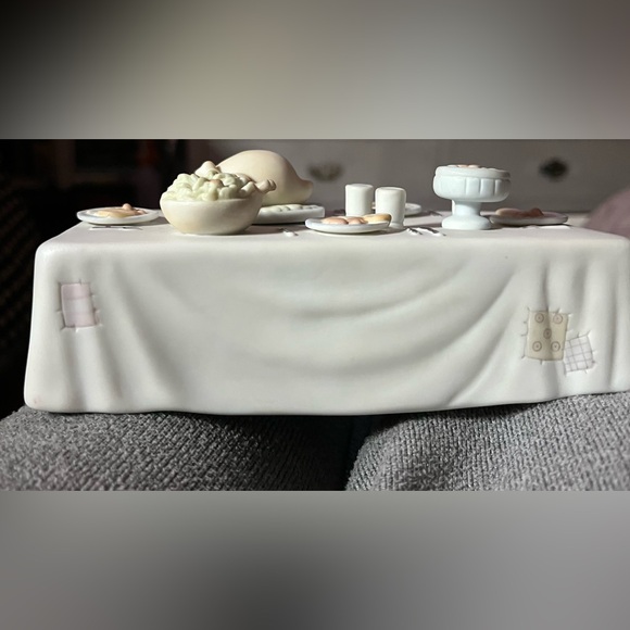 Precious Moments We Gather Together To Ask The Lords Blessing/ item# is:109762 - Picture 5 of 9